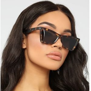 Fashion Nova Mysterious sunglasses - Tortoise